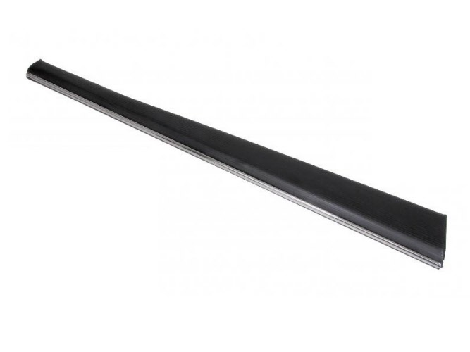Treeplank kever rechts 8/66-> B-kwaliteit
Met 18mm sierlijst en bevestigingsset