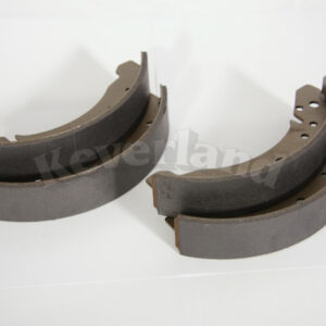 Remschoenen 12/13/1500/KG/181  A kwal. ATE
Voor 8/64-> achter 8/67-> 40MM VW181 IRS achter