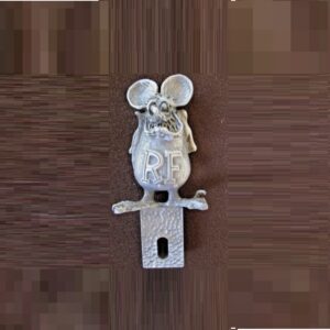 MOONEYES Rat Fink
Licenseplate topper tin